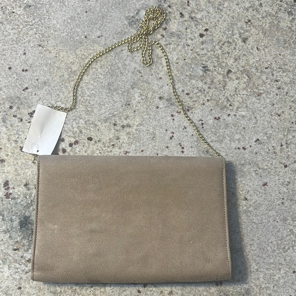 Elegant Beige and Green Clutch Bag - Picture 2 of 3
